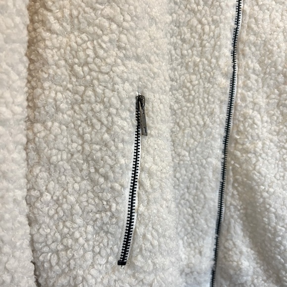 Primi Fuzzy Teddy Zip-Up Jacket - Picture 4 of 4